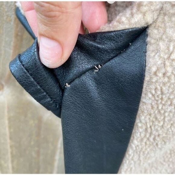 BCBG Max Azria Runway Women's XS Beige mini Length Dress Short Sleeve - Picture 5 of 5